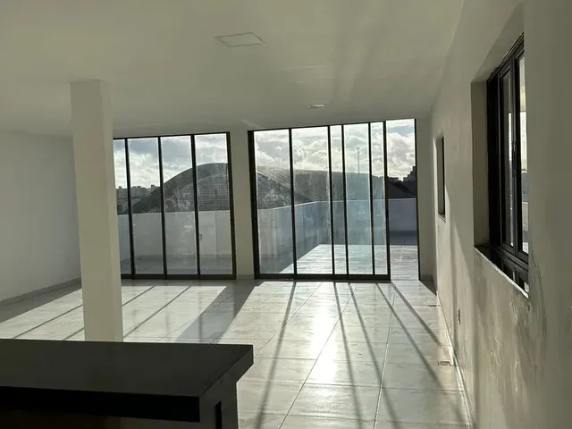 Imagem 12: Casa. Piscina, Churrasqueira, VarandaeÁrea de serviço