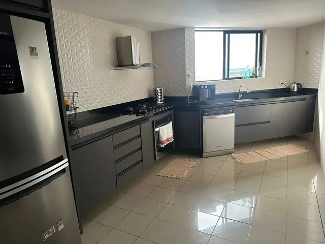 Imagem 10: Imóvel para Venda com 380 Metros Quadrados com 5 Quartos em Intermares - Cabedelo - Pb