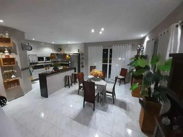 Imagem: Casa a Venda no Grenville Coutry com 324M²