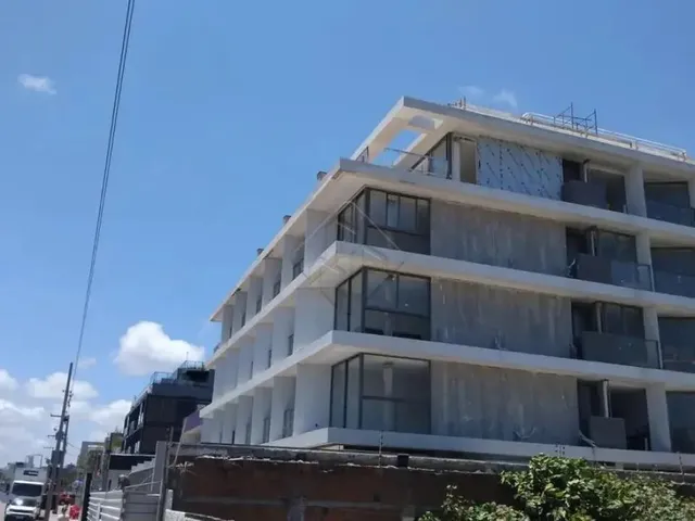 Imagem 1: Flat À Venda na Beira-Mar de Intermares Excelente para Morar Ou Investir