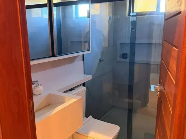 Imagem 11: Casa para Venda em Bayeux, Comercial Norte, 4 Dormitórios, 4 Suítes, 6 Banheiros, 4