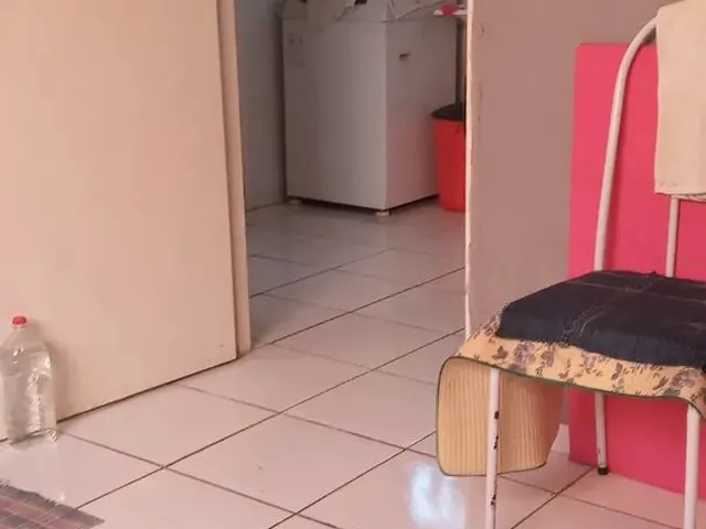 Imagem 5: Vende-Se Apto com Valor Negociável