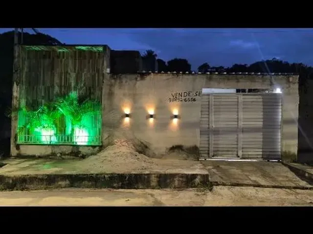 Imagem: A casa possui 2 Dormitórios, 2 Banheiros, 1 Vaga na