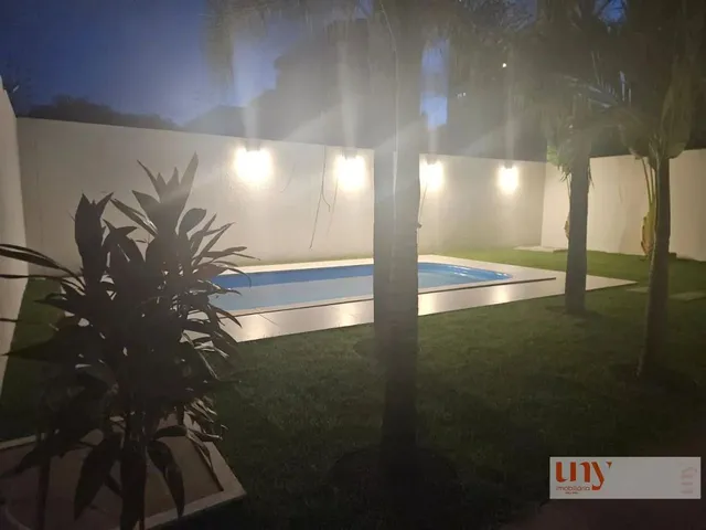 Imagem 9: Casa com 5 Suítes e Piscina no Bairro de Intermares
