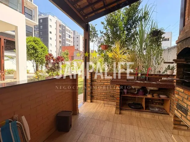 Imagem 3: Casa Alto Padrão, 191 Mts² - Área Total 461Mts²