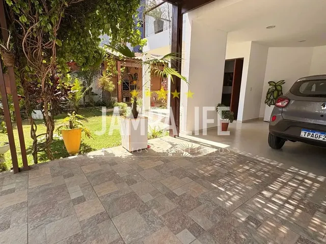 Imagem 2: Casa Alto Padrão, 191 Mts² - Área Total 461Mts²