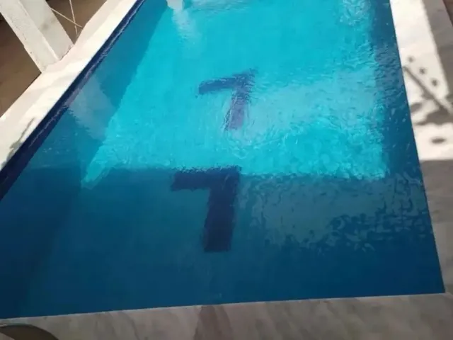 Imagem: A casa possui 4 Dormitórios, 3 Suítes, 5 Banheiros, 2