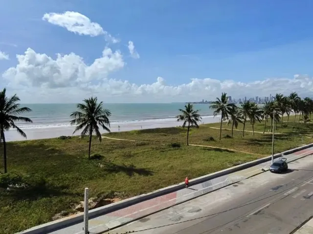Imagem 3: Flat Frente Mar Intermares