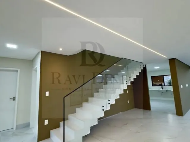 Imagem 2: Casa para Venda em Bayeux, Comercial Norte, 5 Dormitórios, 5 Suítes, 6 Banheiros, 4