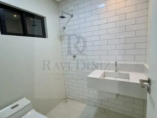 Imagem 5: Casa para Venda em Bayeux, Comercial Norte, 5 Dormitórios, 5 Suítes, 6 Banheiros, 4