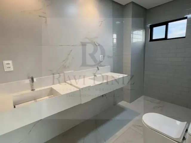 Imagem 11: Casa para Venda em Bayeux, Comercial Norte, 5 Dormitórios, 5 Suítes, 6 Banheiros, 4