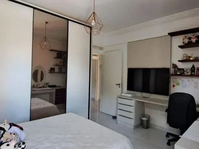Imagem 8: Apartamento com 3 Dormitórios À Venda, 162 M² por R$ 940.000,00 - Intermares