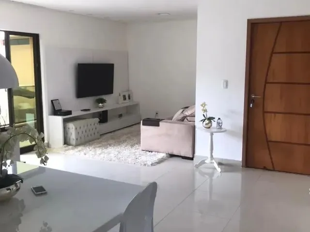 Imagem 1: Porteira Fechada em Intermares a 50M da Praia, com Vista Mar