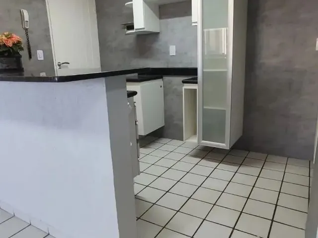 Imagem 4: Apartamento para Venda, 03 Quartos, Andar Mediano, em Intermares