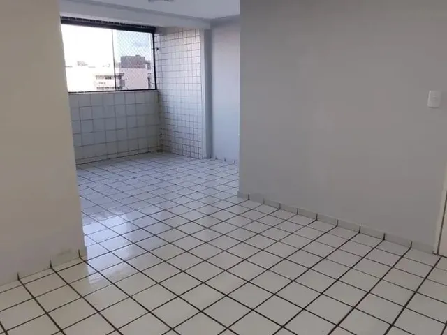 Imagem 6: Apartamento para Venda, 03 Quartos, Andar Mediano, em Intermares