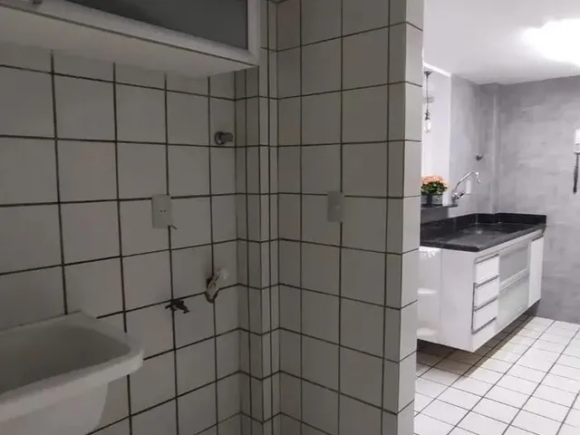 Imagem 2: Apartamento para Venda, 03 Quartos, Andar Mediano, em Intermares