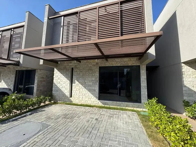 Imagem: Casa À Venda com 3 Suítes em Intermares