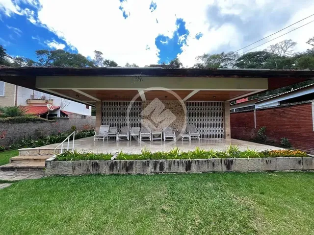 Imagem: Casa Linear Dentro de Condominio com 5 Quartos