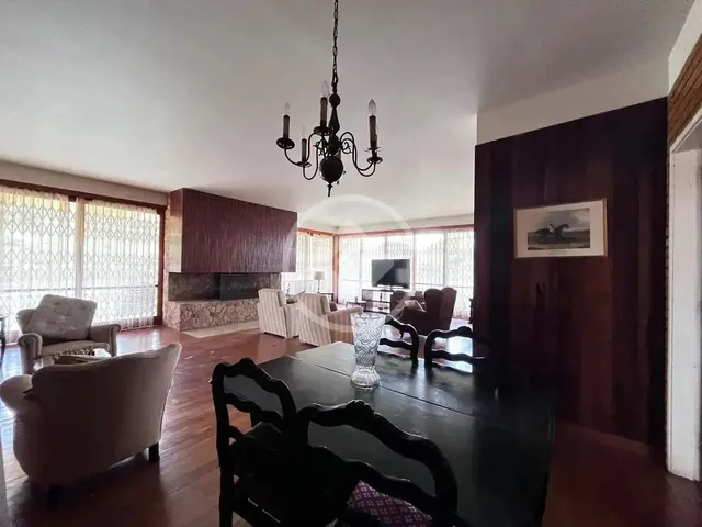 Imagem 13: Casa Linear Dentro de Condominio com 5 Quartos, 1.100M² À Venda R$ 1.200.00,00, Posse