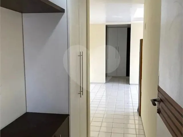 Imagem 2: Apartamento com 4 Quartos À Venda em Intermares - Pb