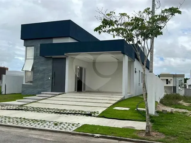 Imagem: Casa com 4 Quartos À Venda em Estados