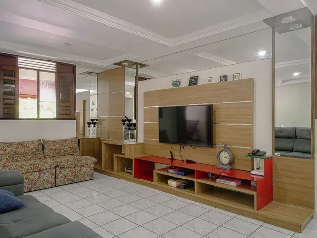 Imagem 9: Vende - Casa com 321M² em Condomínio Fechado, 5 Quartos/4Suítes, Prox Ao Shopping