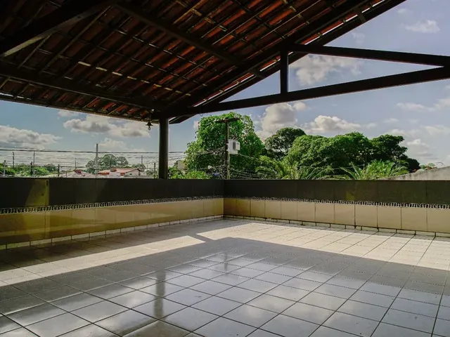 Imagem 11: Vende - Casa com 321M² em Condomínio Fechado, 5 Quartos/4Suítes, Prox Ao Shopping