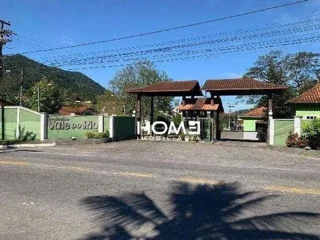 Imagem: Casa com 5 Dormitórios À Venda, 417 M²