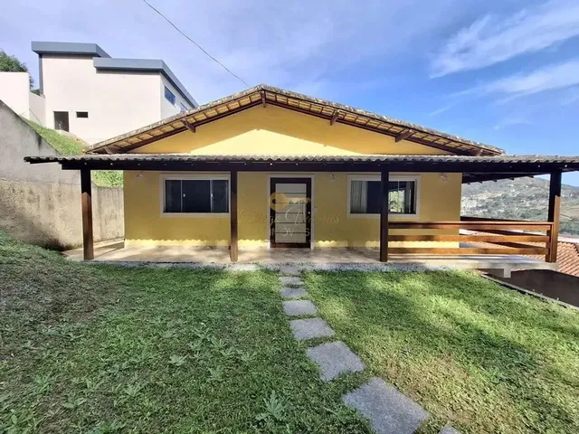 Imagem 1: Casa em Condomínio para Venda em Teresópolis, Albuquerque, 3 Dormitórios, 1 Suíte, 3
