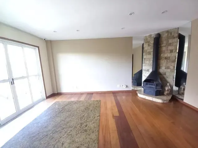 Imagem 3: Apartamento para Venda em Teresópolis, Bom Retiro, 3 Dormitórios, 2 Suítes, 3