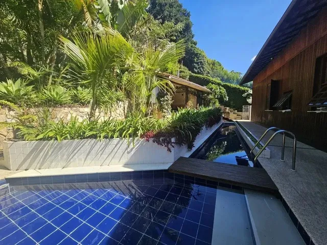 Imagem 5: Casa para Venda em Teresópolis, Barra do Imbuí, 5 Dormitórios, 2 Suítes, 5 Banheiros
