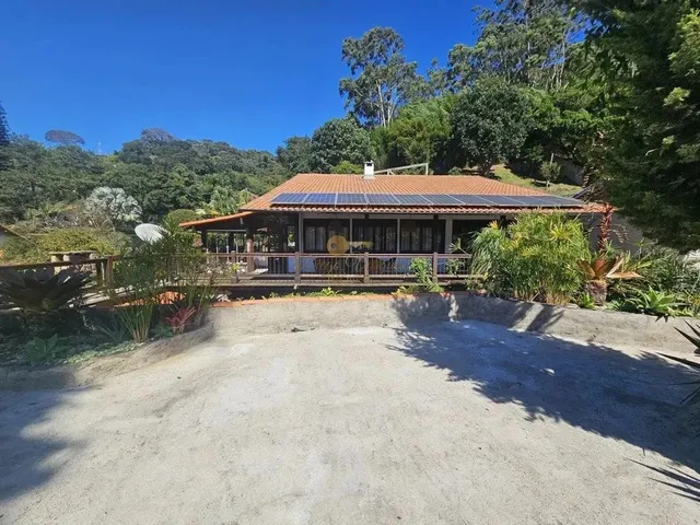 Imagem 6: Casa para Venda em Teresópolis, Barra do Imbuí, 5 Dormitórios, 2 Suítes, 5 Banheiros
