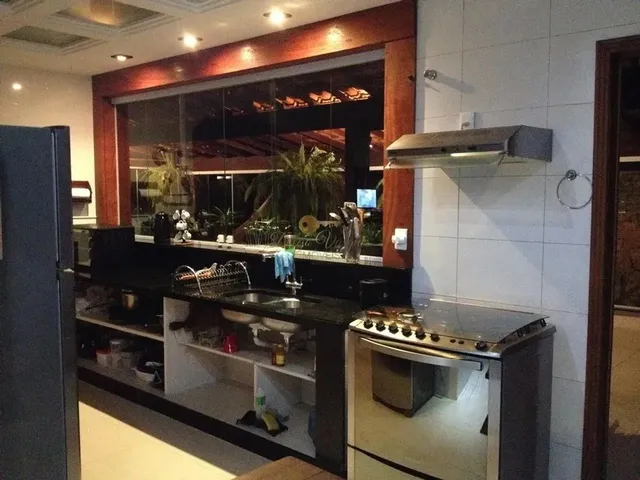 Imagem 2: Casa para Venda em Teresópolis, Barra do Imbuí, 5 Dormitórios, 2 Suítes, 5 Banheiros