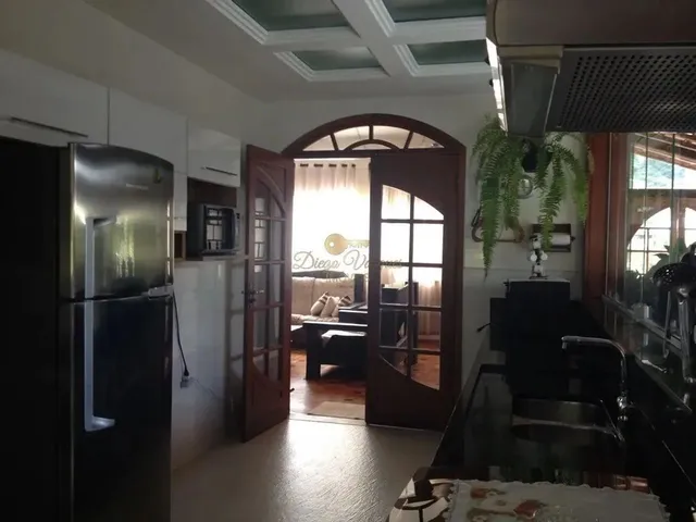 Imagem 7: Casa para Venda em Teresópolis, Barra do Imbuí, 5 Dormitórios, 2 Suítes, 5 Banheiros