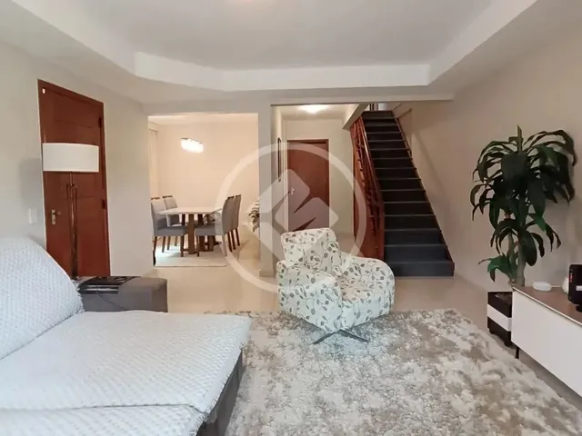 Imagem: Casa com 3 Quartos, Sendo 1 Suíte À Venda