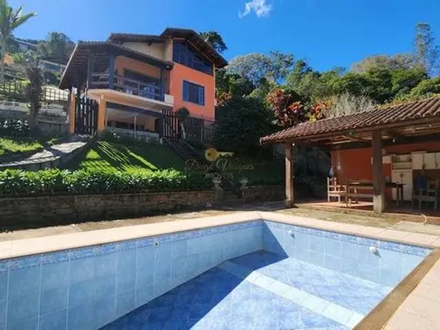 Imagem 1: Casa para Venda em Teresópolis, Parque do Imbui, 3 Dormitórios, 3 Suítes, 3 Banheiros