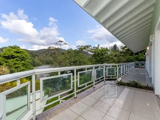 Imagem 8: Casa com 5 Quartos em Condomínio no Comary, Teresópolis