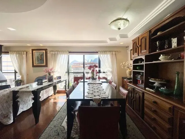 Imagem 2: Cobertura com 5 Dormitórios À Venda, 285 M² por R$ 1.800.000,00 - Várzea