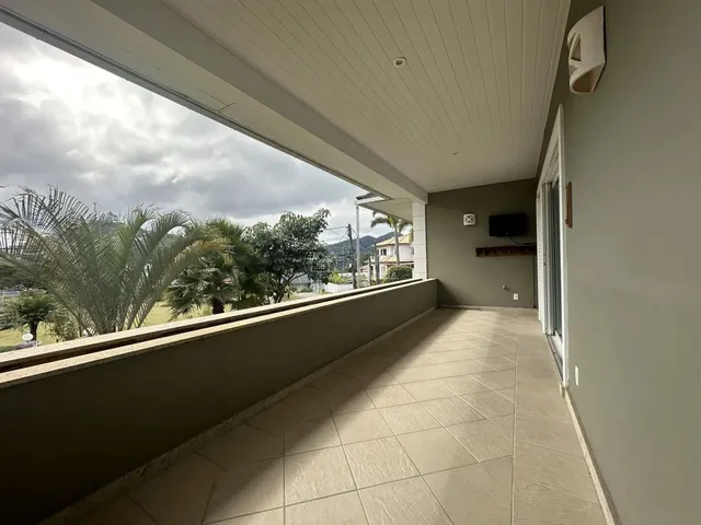 Imagem 4: Imóvel para Venda Tem 537 Metros Quadrados com 4 Quartos em Várzea - Teresópolis - Rj