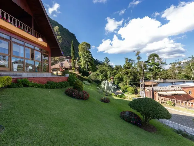 Imagem 9: Casa com 4 Quartos em Condomínio no Comary, Teresópolis