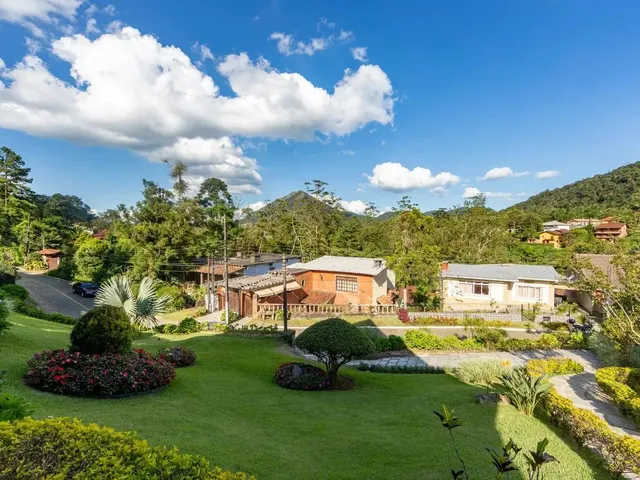 Imagem 8: Casa com 4 Quartos em Condomínio no Comary, Teresópolis