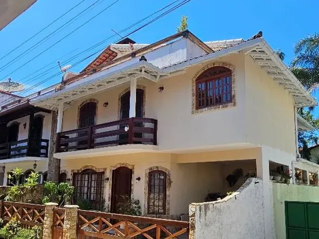 Imagem 2: Casa Triplex Porteira Fechada