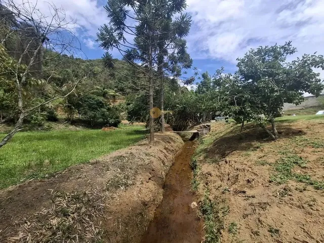 Imagem 6: Casa para Venda em Teresópolis, Albuquerque, 4 Dormitórios, 3 Suítes, 4 Banheiros, 2