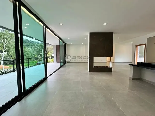 Imagem 7: Casa em Condomínio À Venda com 3 Suítes, 280 M² em Quebra Frascos - Teresópolis/Rj