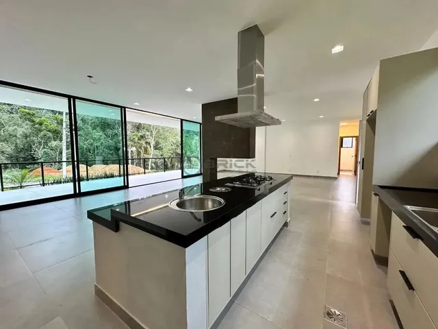 Imagem 16: Casa em Condomínio À Venda com 3 Suítes, 280 M² em Quebra Frascos - Teresópolis/Rj