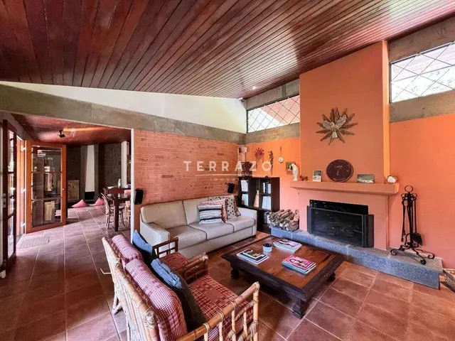 Imagem 7: Casa À Venda, 4 Quartos, 2 Suítes, 7 Vagas, Parque do Imbui - Teresópolis/Rj