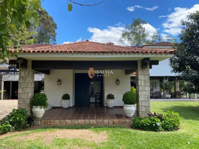 Imagem 8: Imóvel para Venda com 609 Metros Quadrados com 5 Quartos em Parque do Imbui