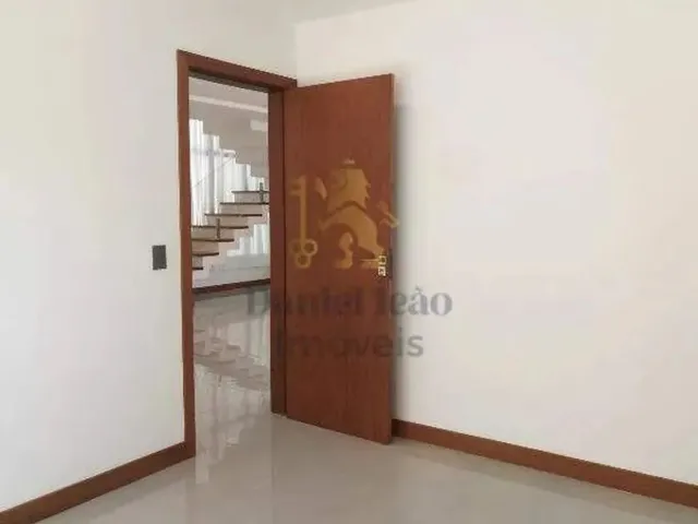 Imagem 11: Casa À Venda, 4 Quartos, 1 Suíte, 2 Vagas, Cascata do Imbuí - Teresópolis/Rj