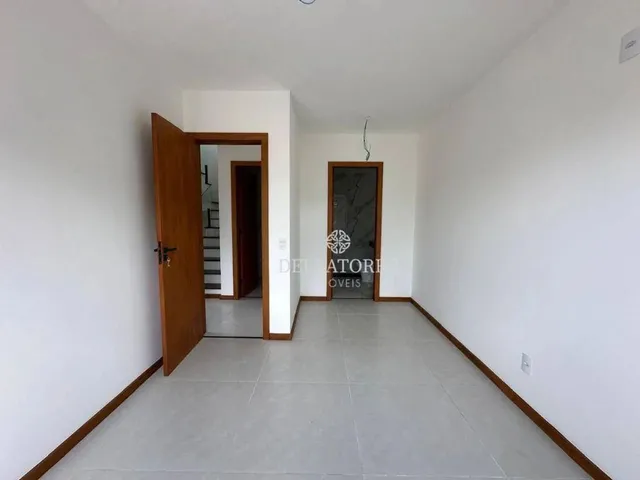 Imagem 9: Casa com 3 Dormitórios À Venda, 131 M² por R$ 850.000,00 - Golfe - Teresópolis/Rj
