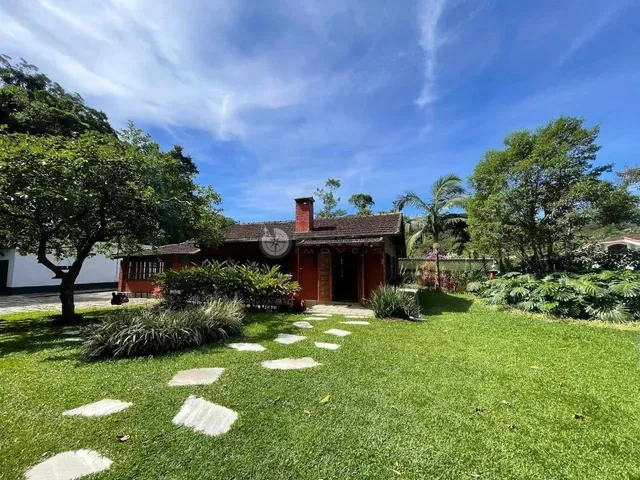 Imagem 10: Casa À Venda com 5 Quartos Sendo 4 Suítes, 289 M² no Carlos Guinle (Comary)